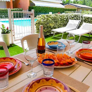 Nuova Casa Al Con Piscina Desenzano del Garda